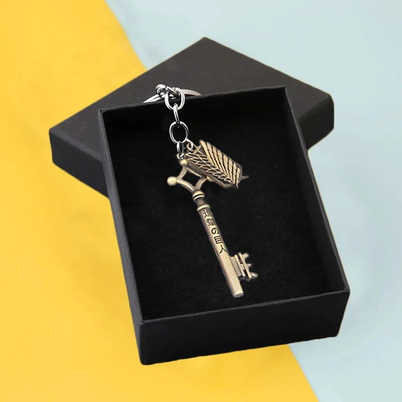 Modni Nakit Keychain za Ključe Anime Napad na Titan logotip Mikasa Ackerman Er Jaeger Scout Legije Slika Obesek obesek za ključe, za Avto