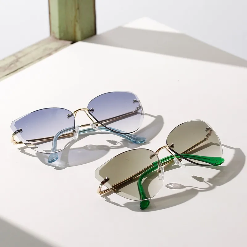 Ženske Rimless Ovalne Očala korejski Modni Slog Priljubljena Očala Pol Kovinsko Retro sončna Očala Hot Prodaja