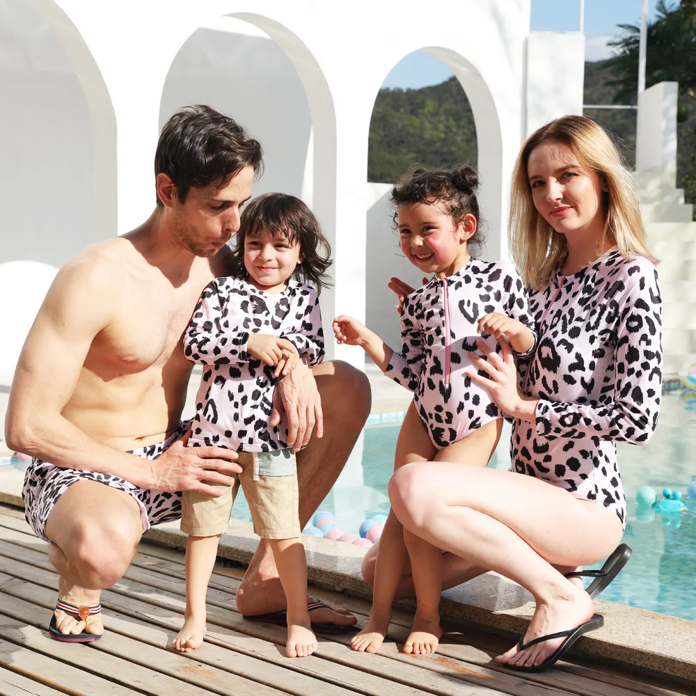 Družina Plavati Obleko, Mati in Hči Ujemanje Kopalke Cev kopalke Ženske, Moške Kopalke z Leopard Plaži Igrajo Obrabe 2022HOT