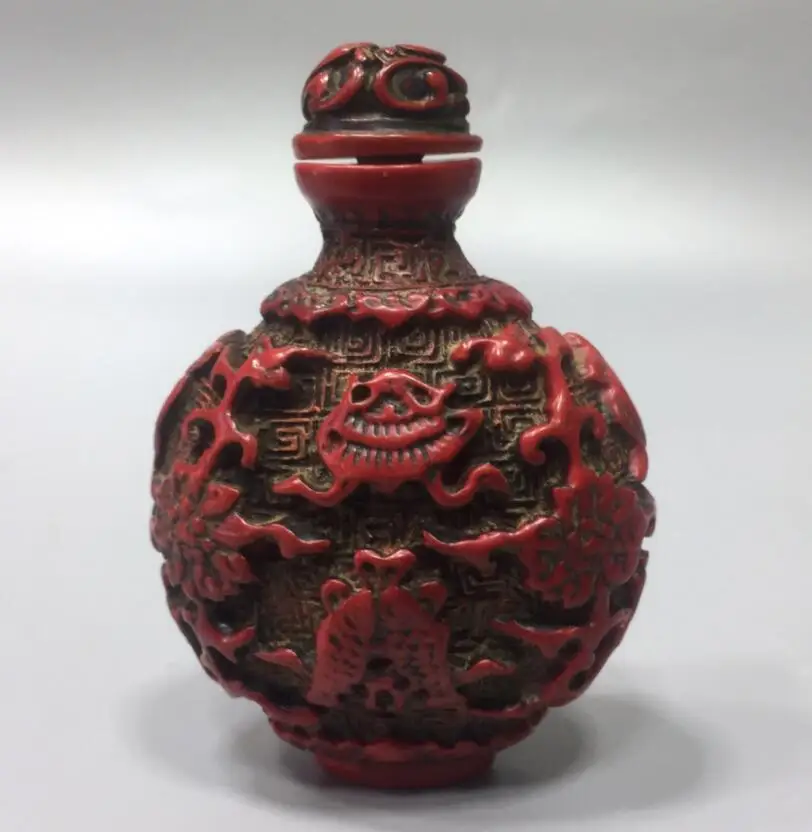 Kitajski imitacije rdeče korale snuff steklenico malih obrti kip