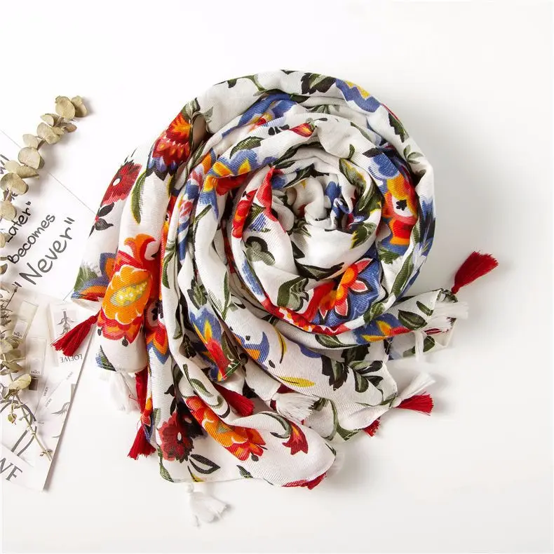 2021scarf ženske Modni Luksuzne blagovne Znamke Azteški Cvetlični Tassel Viskoze Šal Šal Visoke Kakovosti Zaviti Pashmina Ukradel Bufandas foulard