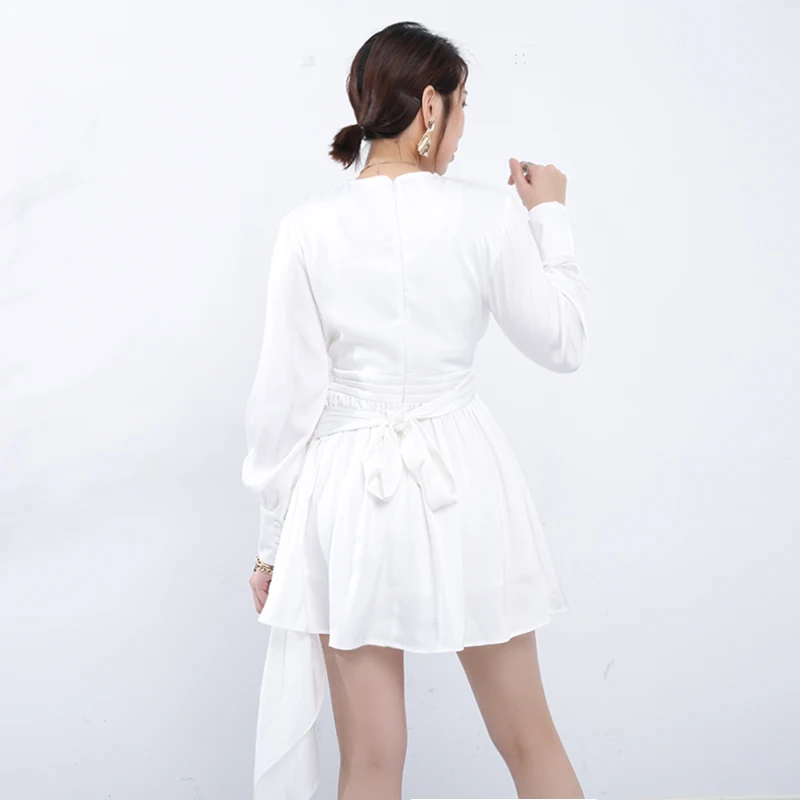 [EAM] Ženske Bele Nezakonitih Naguban Elegantno Obleko Novih Proti-Vrat Dolg Rokav Ohlapno Fit Moda Plima Pomlad Jesen 2021 1DD574300
