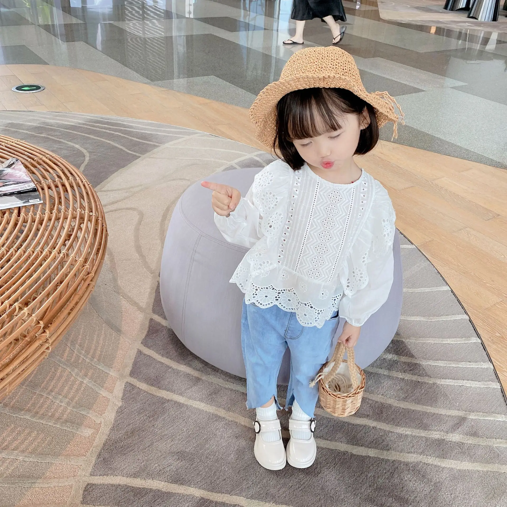 Otroška oblačila 2021 pomlad nove dekliške bele srajce, srednje velikih in majhnih otrok, dojenček korejski lace majica dolgi rokavi t