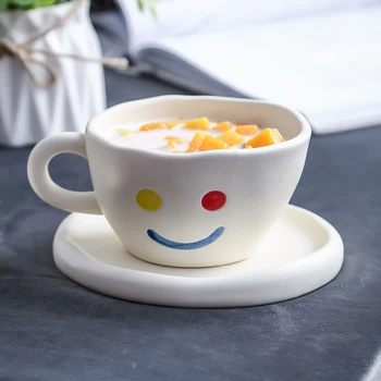 Ustvarjalne Ročno izdelan Nasmeh Pokal in Plošča Keramična Zajtrk Kava, Mleko, Čaj, Beli Vrč Nezakonitih Sladice Torta Jed Cute Darila Za Njo