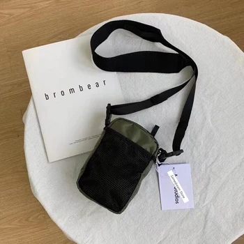 Kovinski smeška Crossbody torba Unisex Vodoodporni najlon vrečko priložnostne divje moda Mobilni telefon vrečko moški in ženske