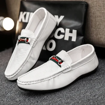 Korejski slog loafers moda casual moški čevlji štirih letnih časih, grah, beli čevlji spomladi in jeseni nov mladinski moški čevlji delovni čevlji